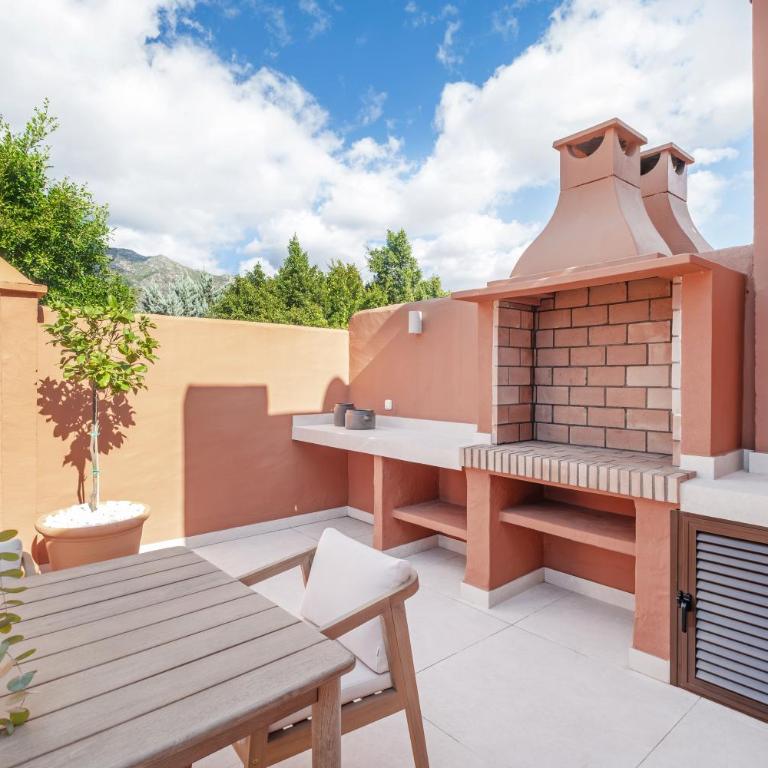 Luxury 4-Bedroom Villa Puente Romano Golden Mile - Villa - 23