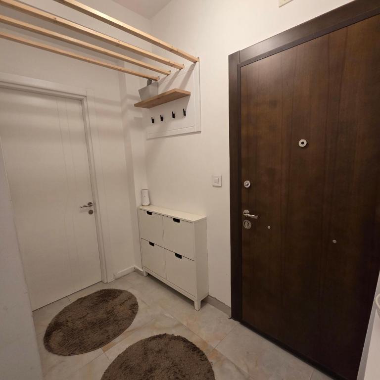 New & Modern City Center Apartment - One-Bedroom Apartment - 10