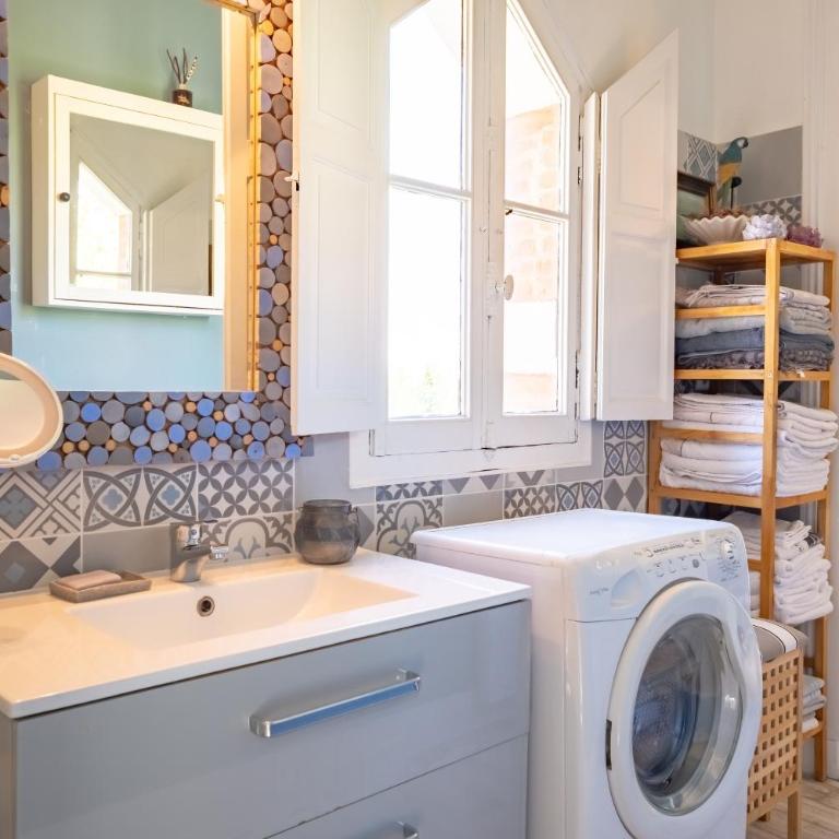 Villa Athena, T2 Ville D'hiver - Superior Apartment mit 1 Schlafzimmer und Balkon - 13
