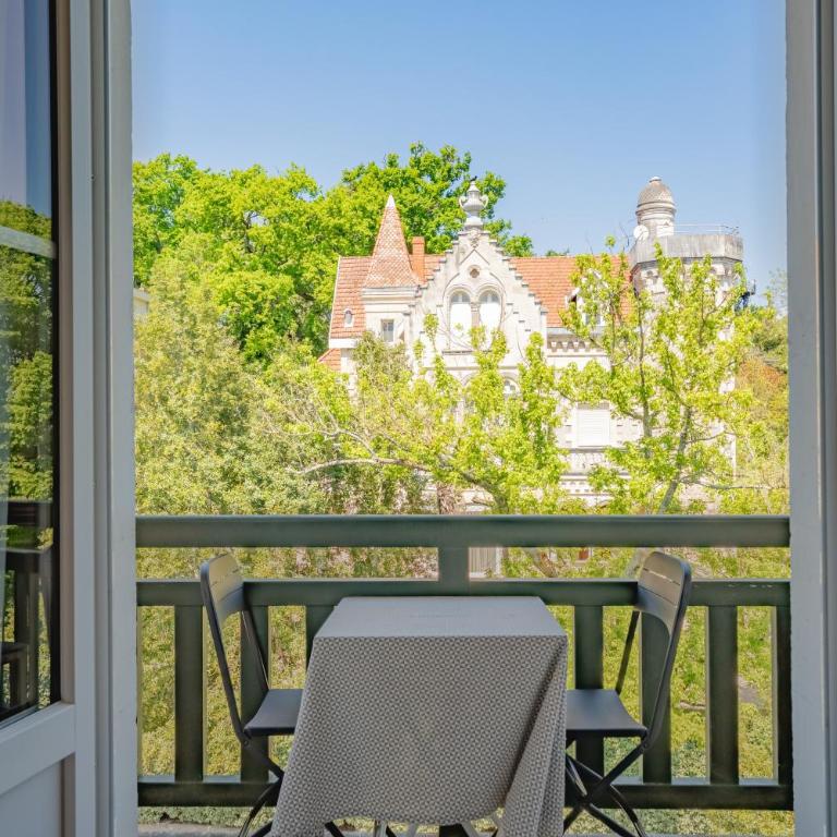 Villa Athena, T2 Ville D'hiver - Superior Apartment mit 1 Schlafzimmer und Balkon - 18
