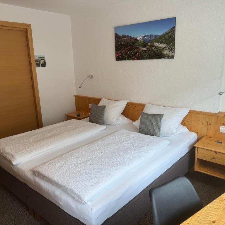 Grünwaldhof - Doppelzimmer mit Balkon - 5