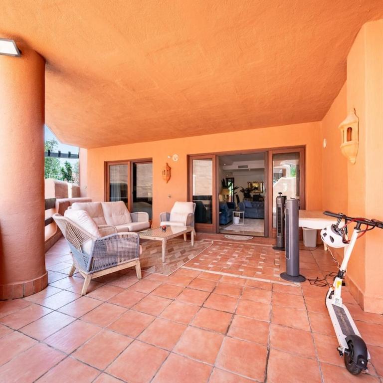 Estepona, Marbella, Malaga - Apartamento de 3 dormitorios - 9