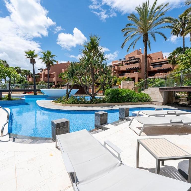 Estepona, Marbella, Malaga - Apartamento de 3 dormitorios - 21