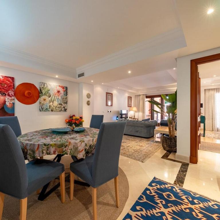 Estepona, Marbella, Malaga - Apartamento de 3 dormitorios - 25