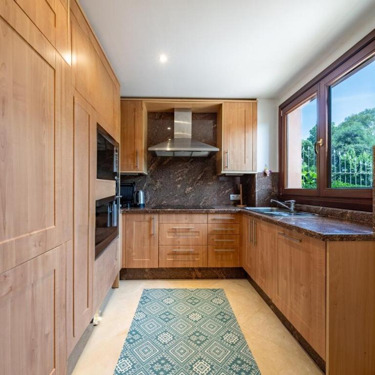 Estepona, Marbella, Malaga - Apartamento de 3 dormitorios - 51