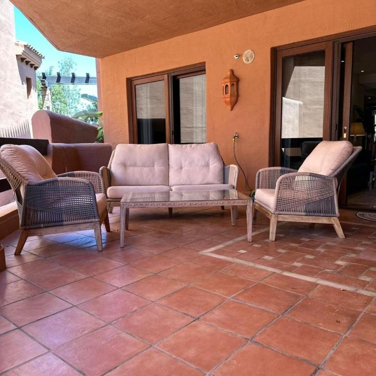 Estepona, Marbella, Malaga - Apartamento de 3 dormitorios - 57