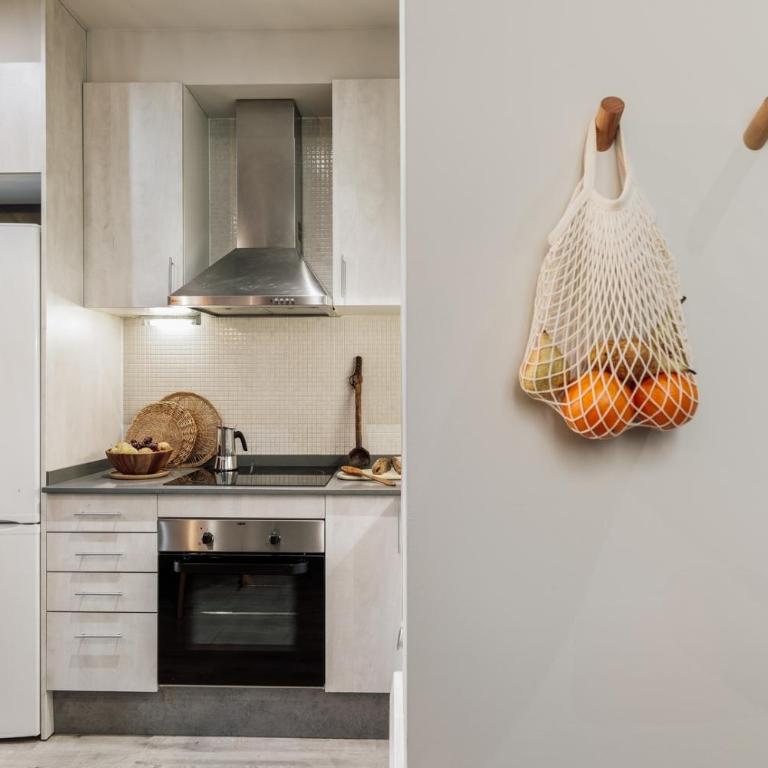 Spacest - Carrer del Comte Borrell D - Apartment - 16