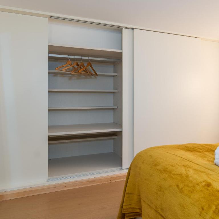 Loft Design with Mezzanine near Metro - Appartamento con 1 Camera da Letto - 24