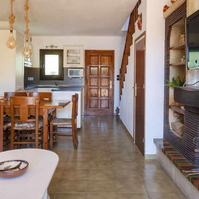 Casa Blanca 19 – Piscina, BBQ y Wifi (5 pax) - Casa de 2 dormitorios - 4