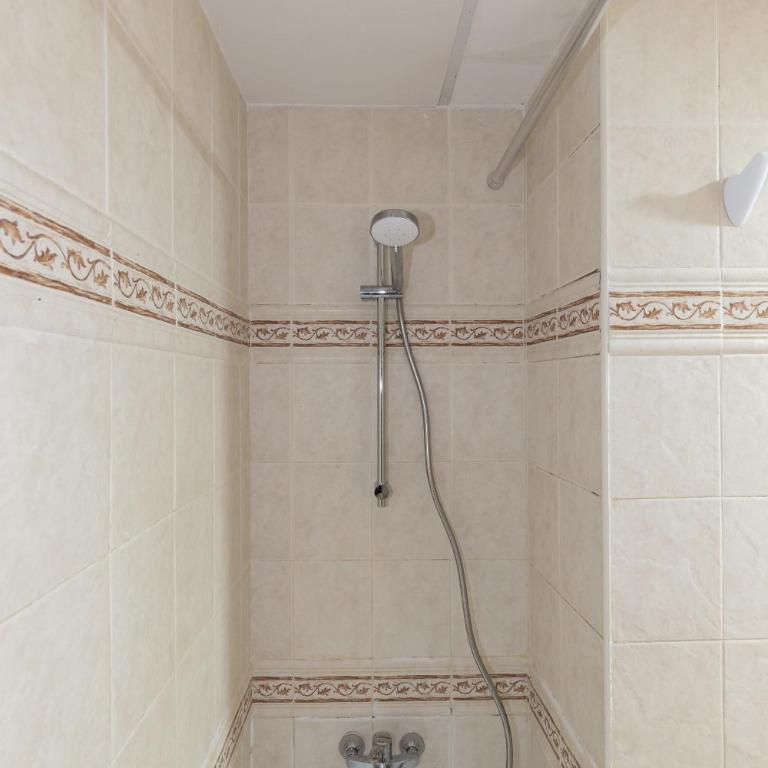 Sea View Apartment, spacious and renovated, 10 minutes to the beach, pool - Apartamento de 1 dormitorio con balcón y vistas al mar - 34
