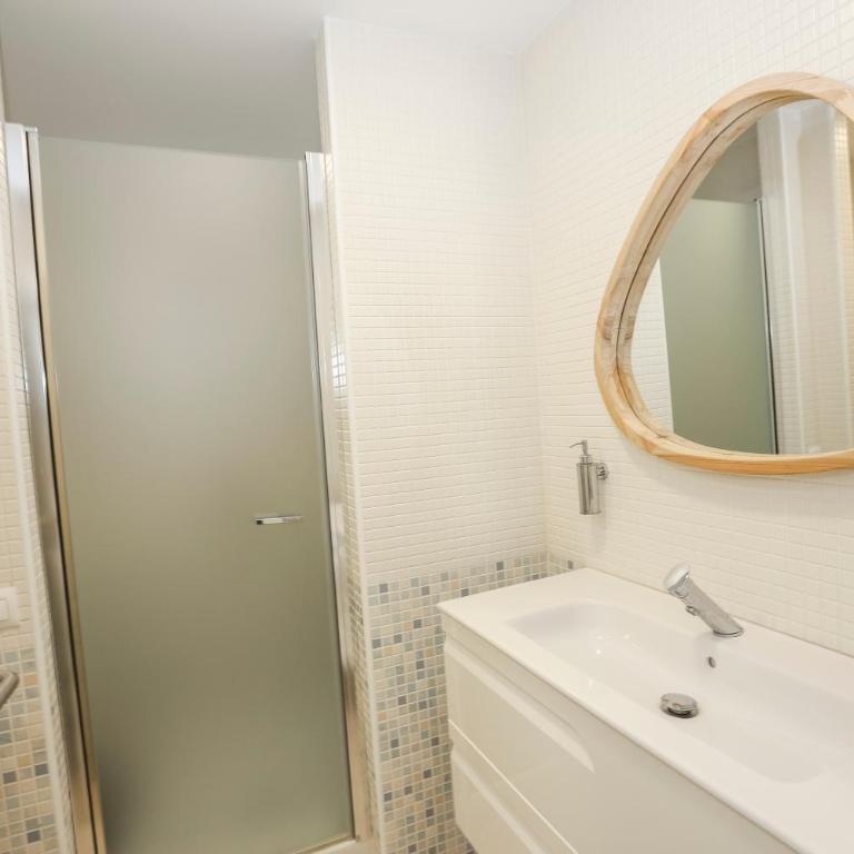 Vista Marina del Este - Two-Bedroom Apartment - 17
