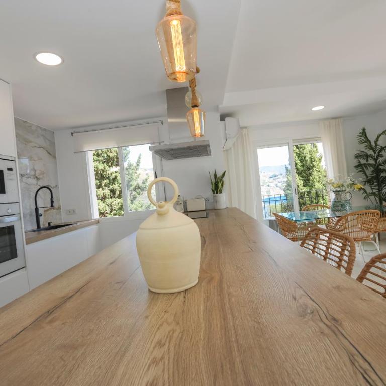 Vista Marina del Este - Two-Bedroom Apartment - 40