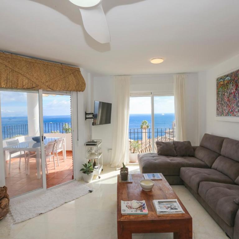 Vista Marina del Este - Two-Bedroom Apartment - 41