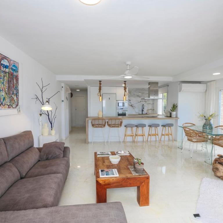 Vista Marina del Este - Two-Bedroom Apartment - 53