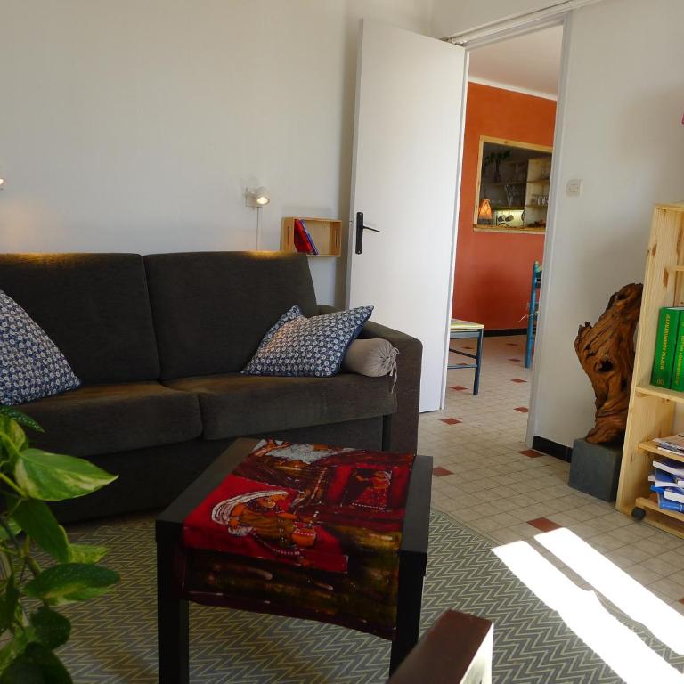 Un balcon sur la Cité médiévale, appartement deux chambres, calme et lumineux - Apartment mit 2 Schlafzimmern - 8