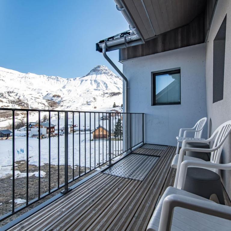 Apartment 2 BR Near Slopes View - Apartment - 27