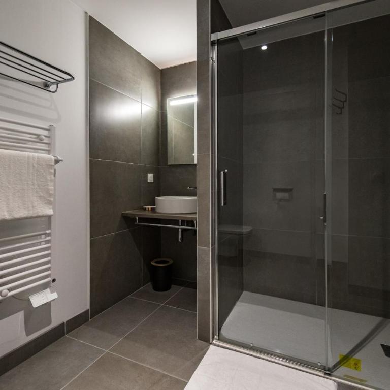Triplex Neuf 4 Ch Proche Pistes Balcon&Vue - Appartement - 26