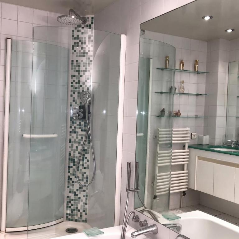 GuestReady - Séjour raffiné près de la Tour Eiffel - Appartement - 6