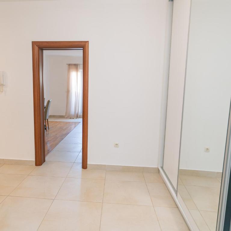 TORO Orca apartments - Three-Bedroom Apartment - 2