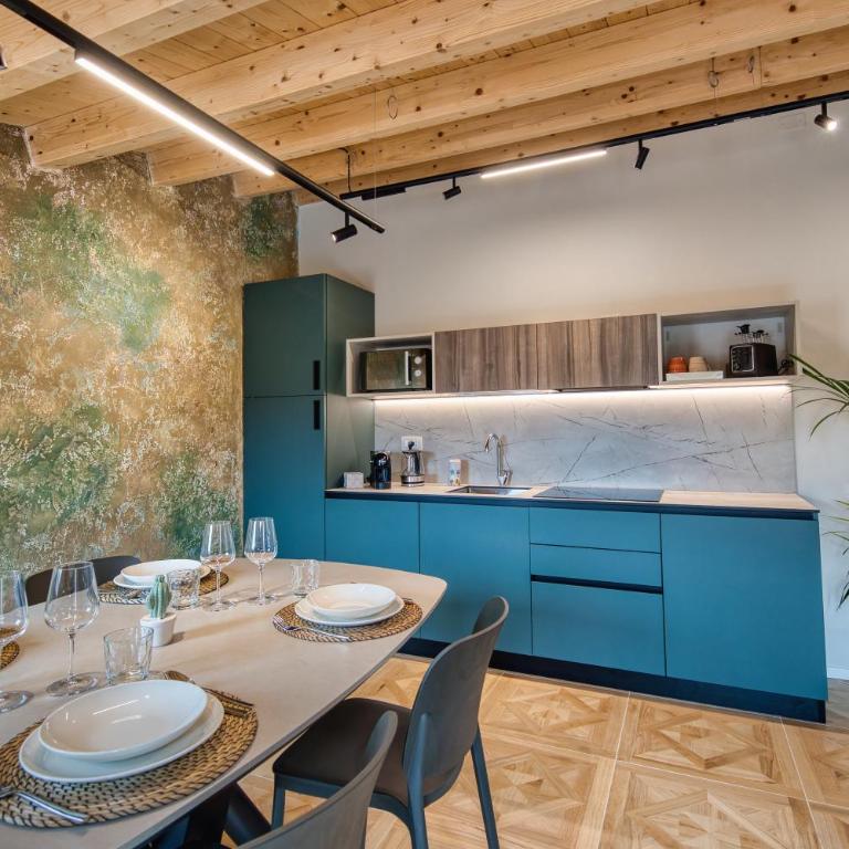 Palazzo Pagan - Appartamento con 2 Camere da Letto e Terrazza - 8
