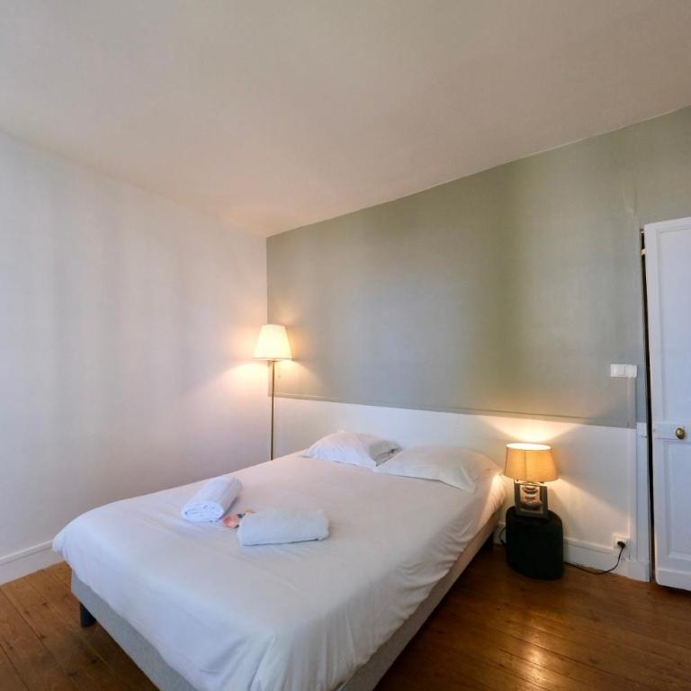 Charmant cocon pour 2 - Rouen - CHU - Appartamento con 1 Camera da Letto - 31