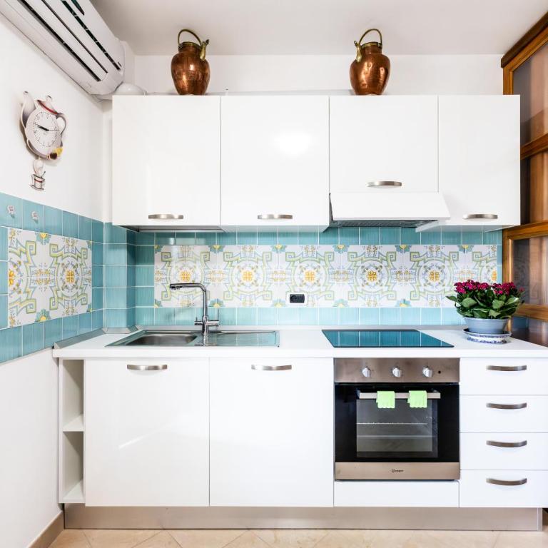 GuestHost - Bright Apartment with garden - One-Bedroom Apartment - 16