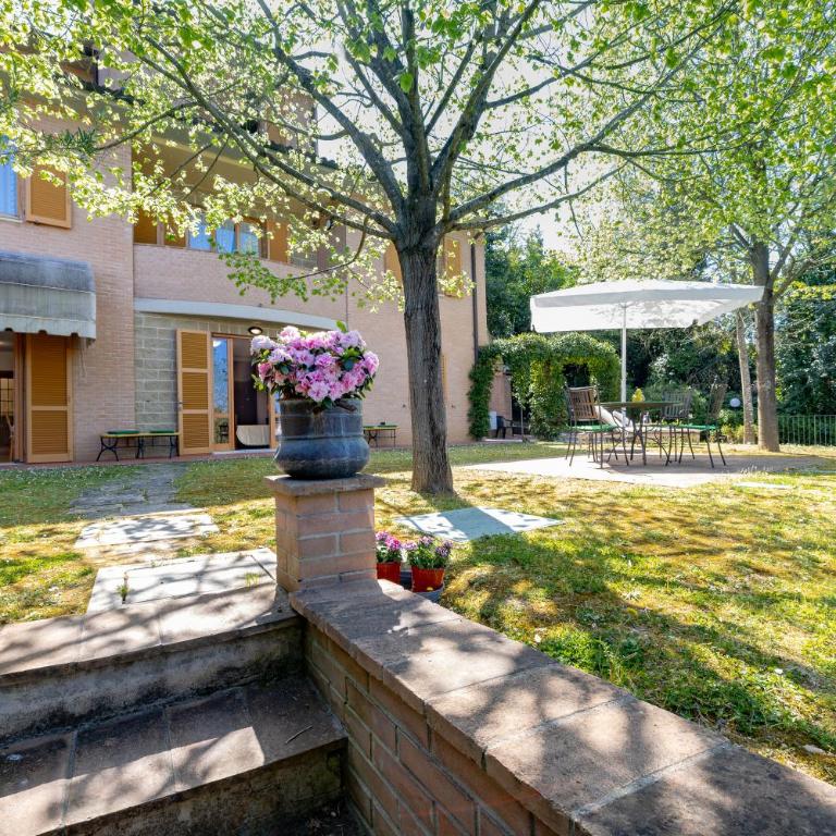 GuestHost - Bright Apartment with garden - One-Bedroom Apartment - 40
