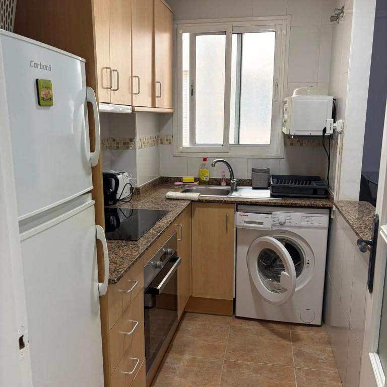 Diamond Apartman - Los Locos Beachfront - Apartamento de 2 dormitorios con balcón y terraza - 11
