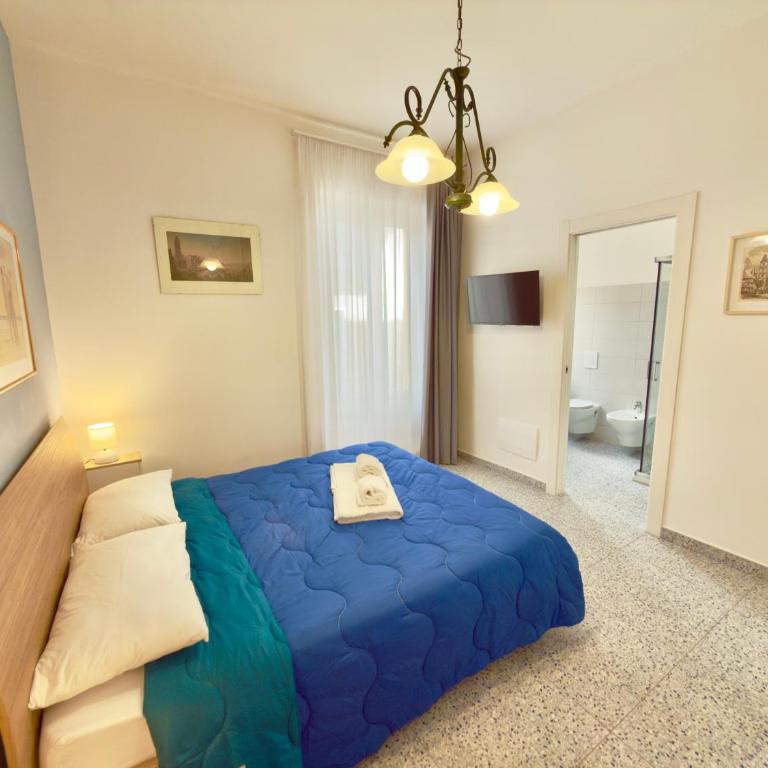VICO 11 Gaeta - UN LETTO IDEALE - Camera Matrimoniale - 12