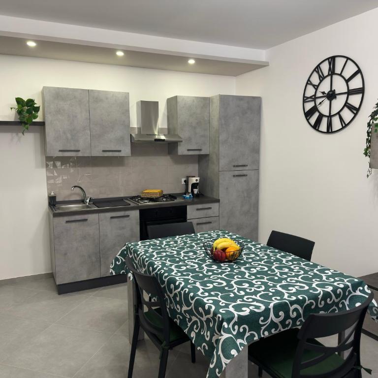 Anacapri Apartment - Appartamento con 2 Camere da Letto e Balcone - 1