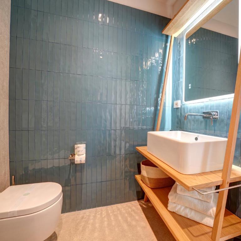 CampoBASE Rooms & Suites - Junior Suite Deluxe - 12