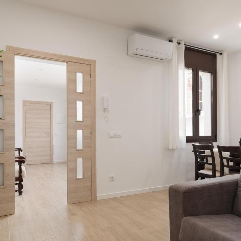 LETS HOLIDAYS Wake Up by the Sea in Victoria apartment 1 - Apartamento - 26