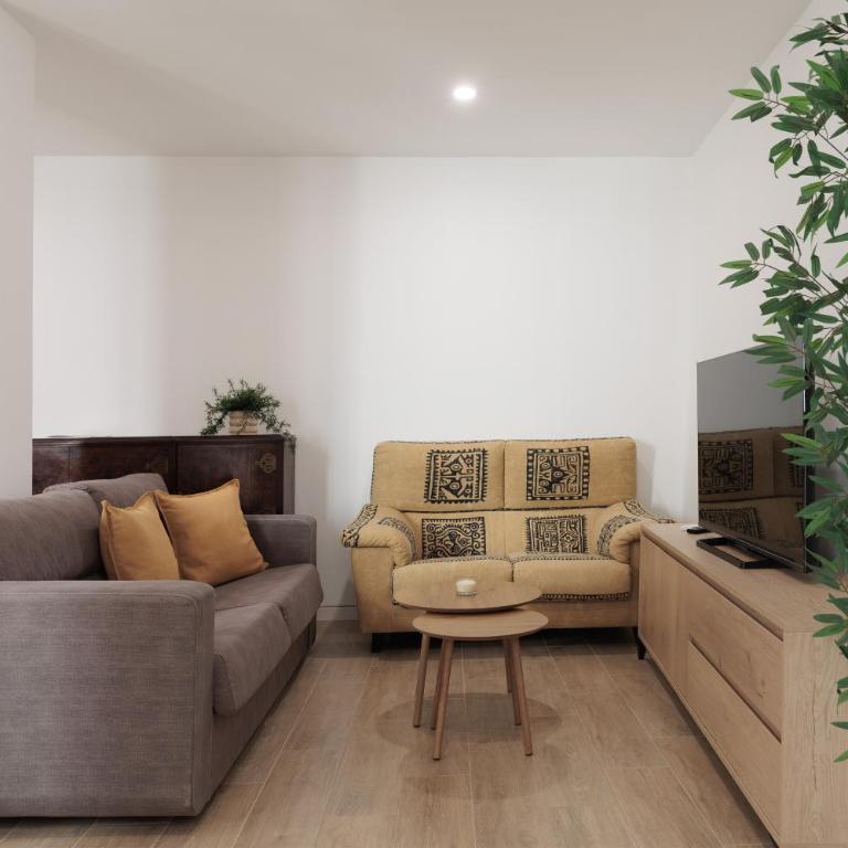 LETS HOLIDAYS Wake Up by the Sea in Victoria apartment 1 - Apartamento - 21