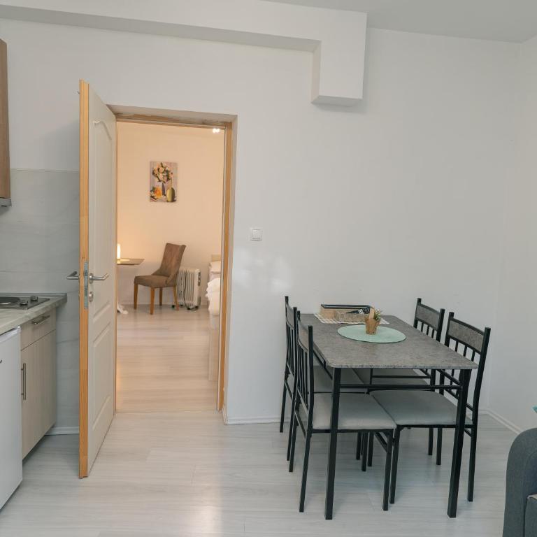 Central Spot by ToRo - One-Bedroom Apartment - 11