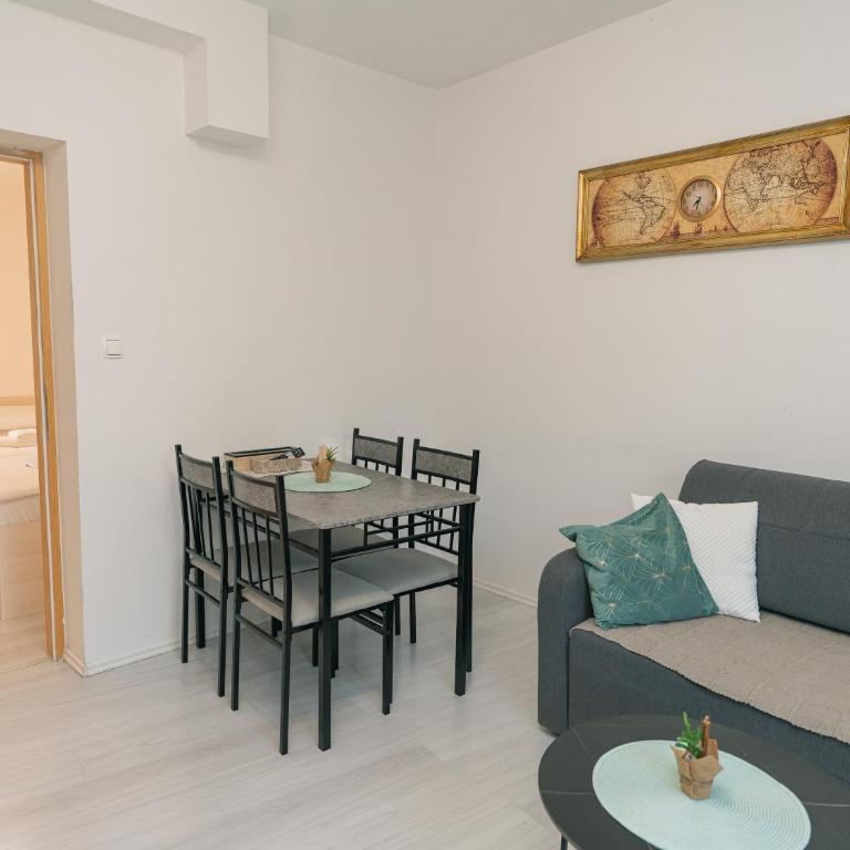 Central Spot by ToRo - One-Bedroom Apartment - 14
