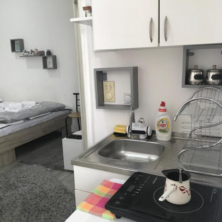 Luna - One-Bedroom Apartment - 3