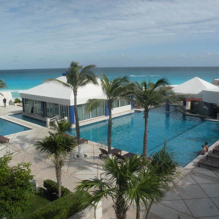 Cancun Beach ApartHotel by Solymar - Apartment with Balcony - 1