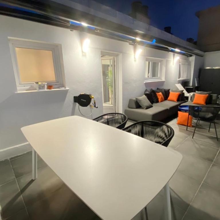 06AZ - Appartement avec terrasse 10min du Palais - Appartement - 24