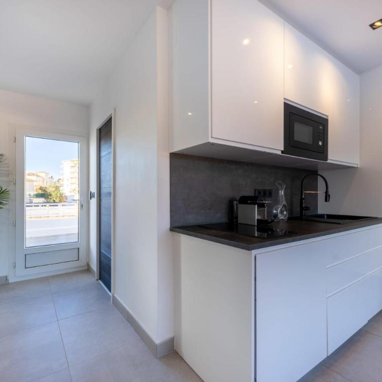 06AZ - Appartement avec terrasse 10min du Palais - Appartement - 29