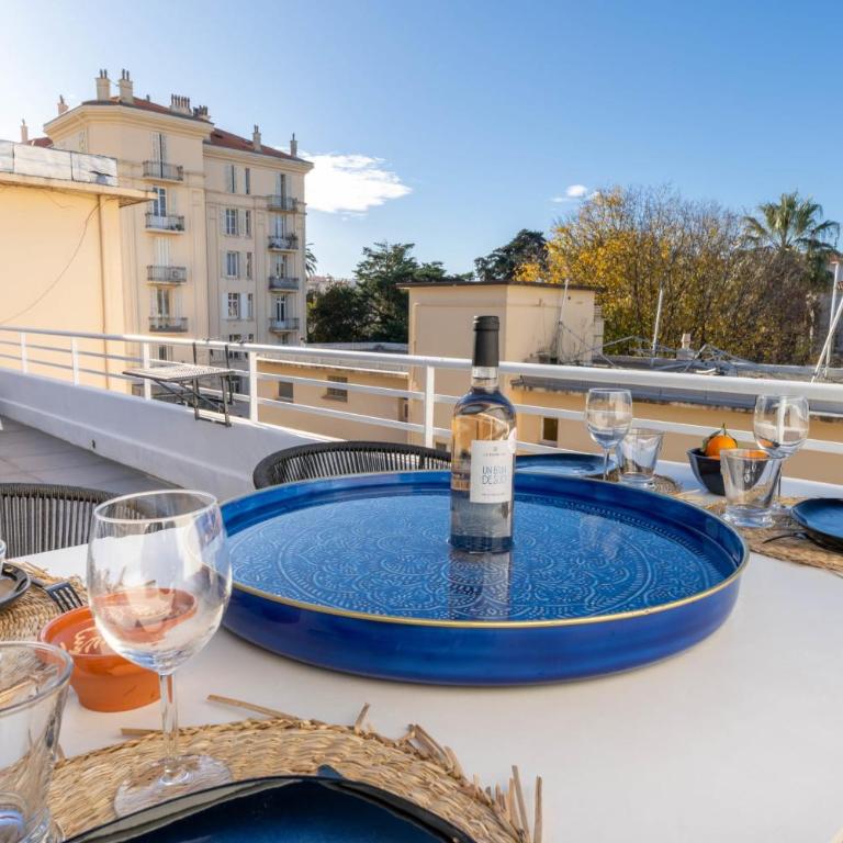 06AZ - Appartement avec terrasse 10min du Palais - Appartement - 30