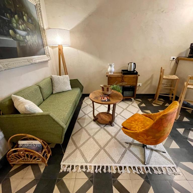 Maison Yolo - Slow Living Sicily - One-Bedroom Apartment with Garden - 17