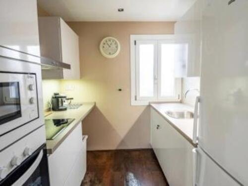 Aston - Apartamento en el centro de Bilbao Garaje incluido - Apartamento - 6