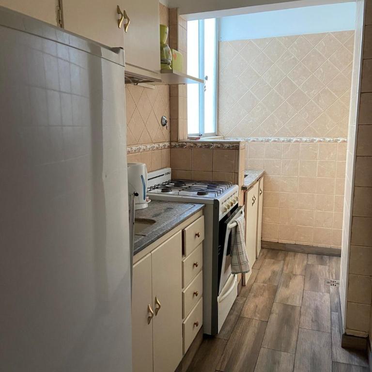 3 ambientes zona Plaza Colon - Two-Bedroom Apartment - 6