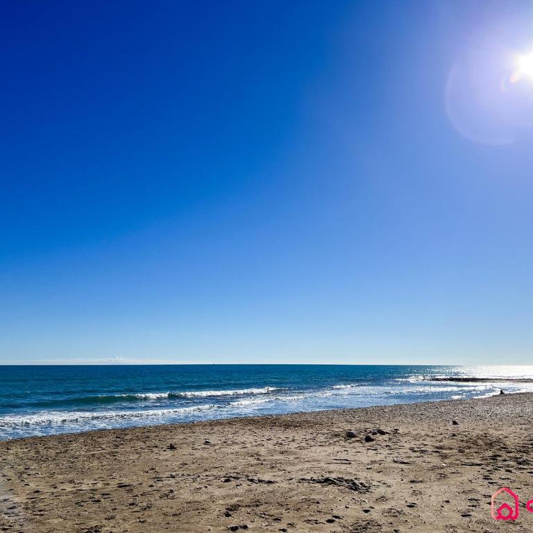 Tiempo de Calma - Two-Bedroom Apartment with Balcony - 12
