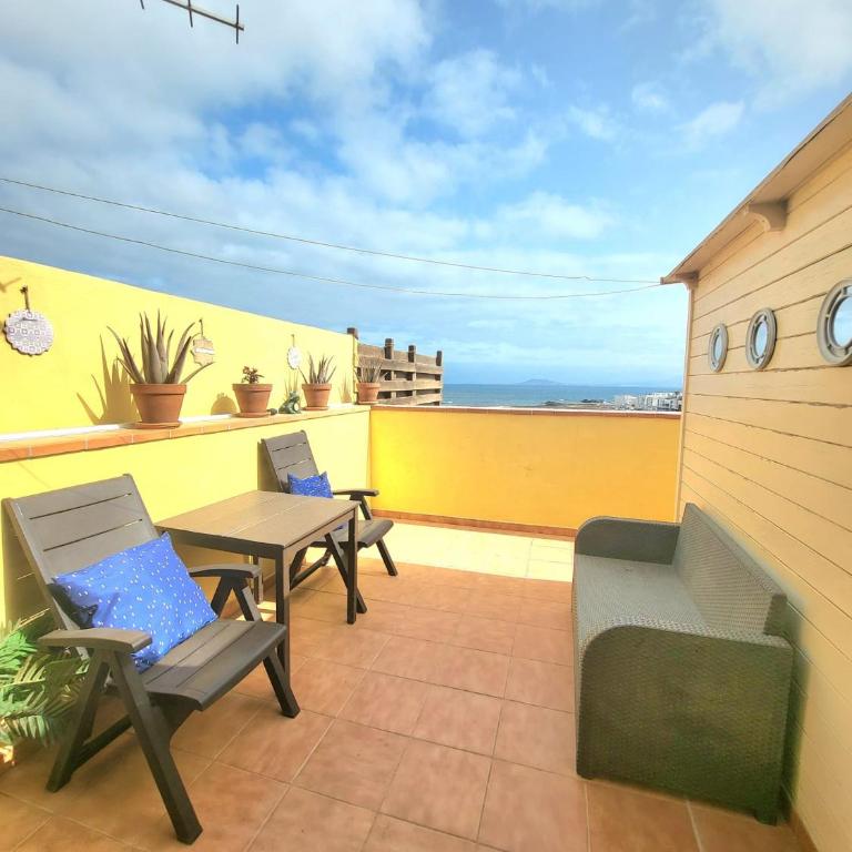 Sara e Gino Fuerteventura CARLOS Penthouse Sea View & Terrace - Apartamento 1 dormitorio con vistas al mar y terraza - 1