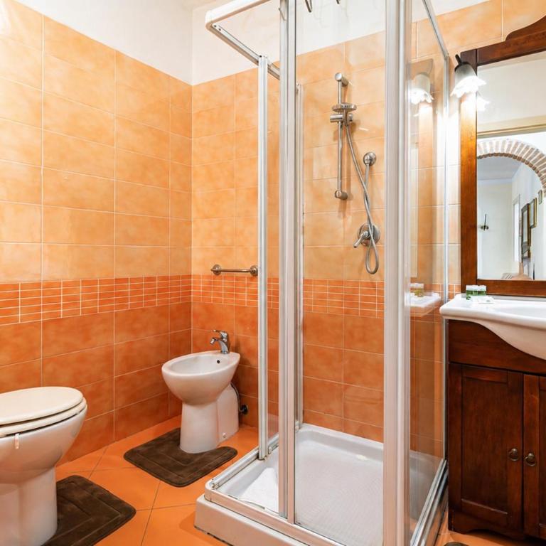 San Michele House- Appartamento Lucca, Centro Storico, 2 Camere - Two-Bedroom Apartment - 6