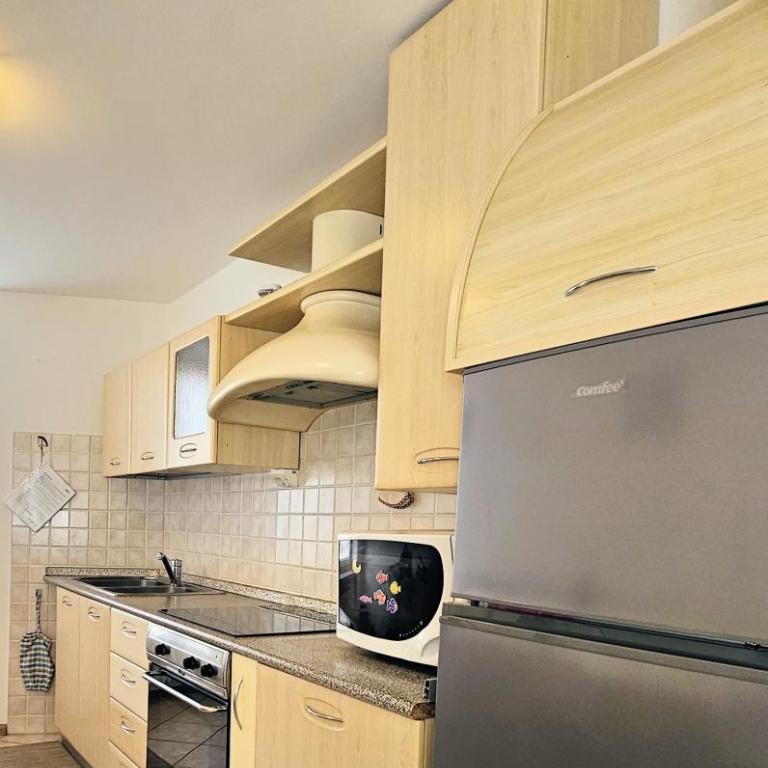Casa Lucia vista piazzetta Tressilla - Two-Bedroom Apartment - 3