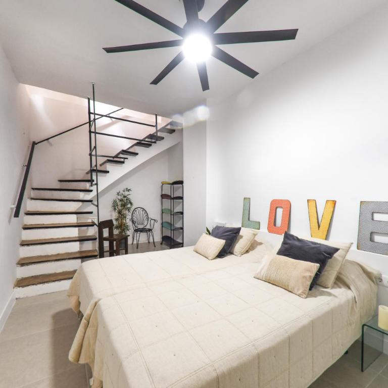 Apartamento para 5 en Madrid centro - Malasaña, Chueca, Gran Vía y Plaza de España - Two-Bedroom Standard Apartment - 14