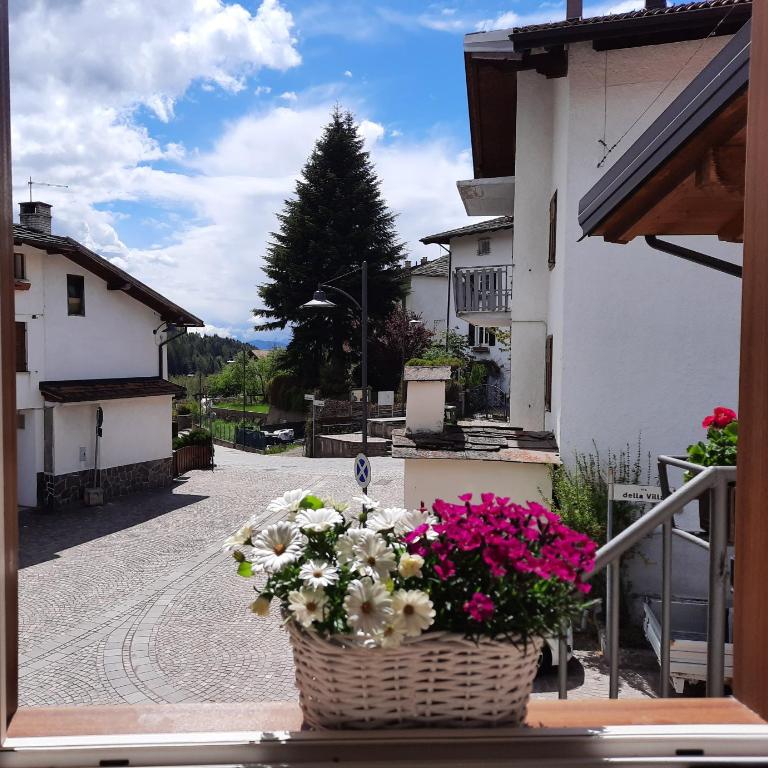 Casa Lucia vista piazzetta Tressilla - Two-Bedroom Apartment - 1