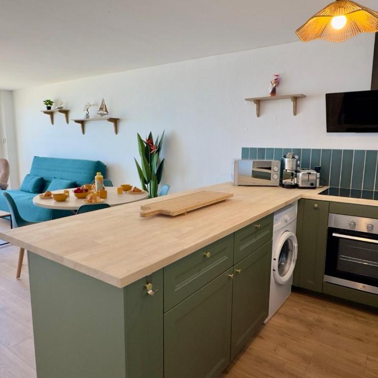 Rêve Bleu Azur - Parking - Climatisation - Bureau - Traversant - Wifi -SudSéjourConciergerie - Appartamento con 2 Camere da Letto, Terrazza e Vista Mare - 14